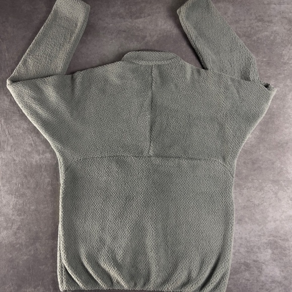 Patagonia Women's S Re-Tool 1/2 Zip
Pullover Gray & Yellow - Picture 2 of 4